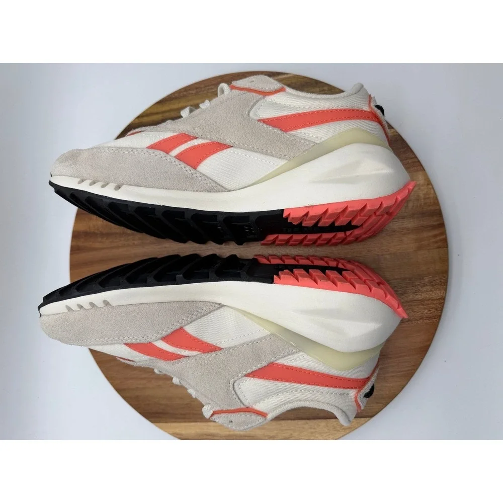 Reebok Women's Size 8 Classic Leather Legacy in the Chalk and Burnt Amber‎ 0202